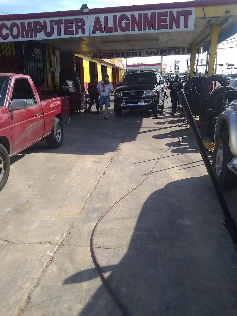 Latino's Discount Tires LLC in Dallas